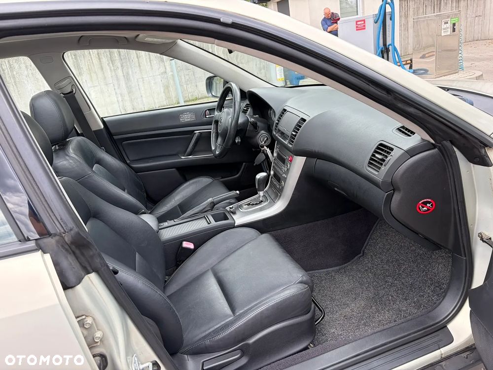 Subaru Outback - 8