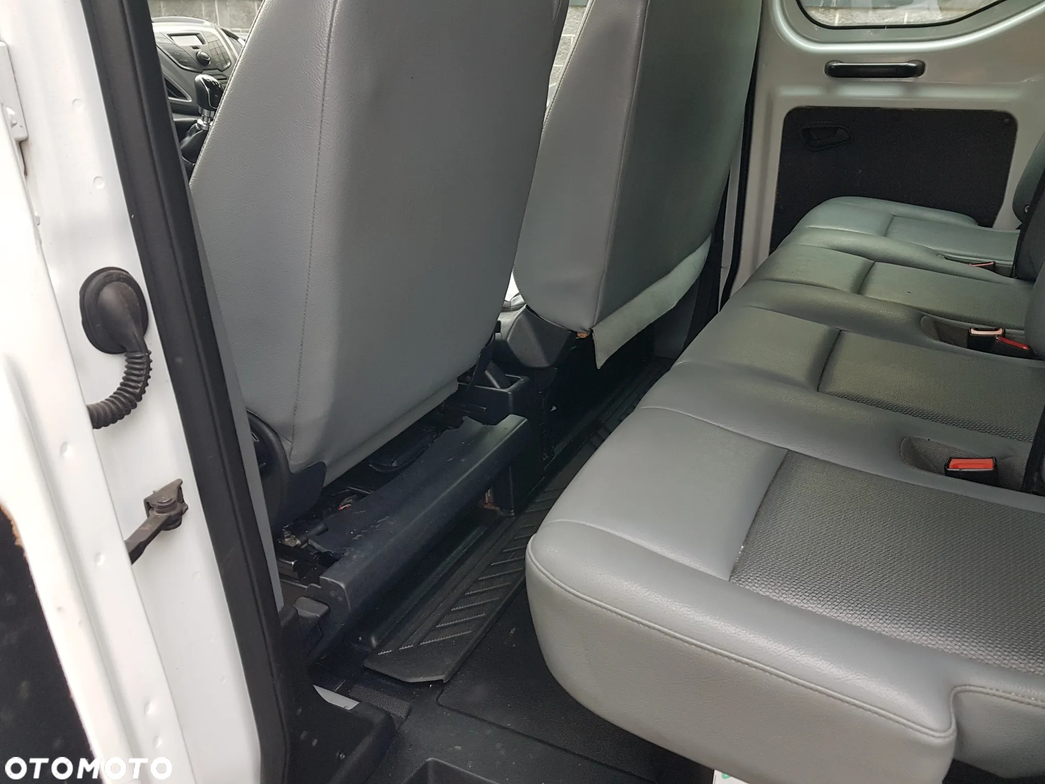 Ford Transit - 11
