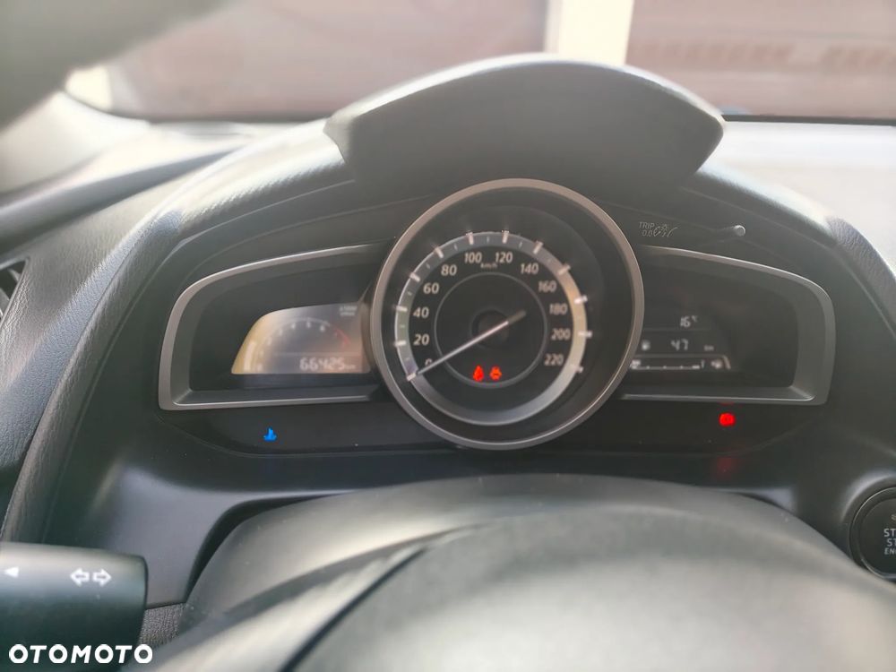 Mazda 2 - 3