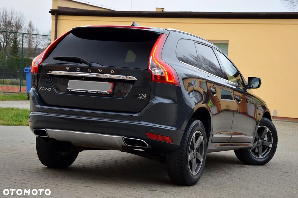 Volvo XC 60 D4 AWD Geartronic Momentum - 6