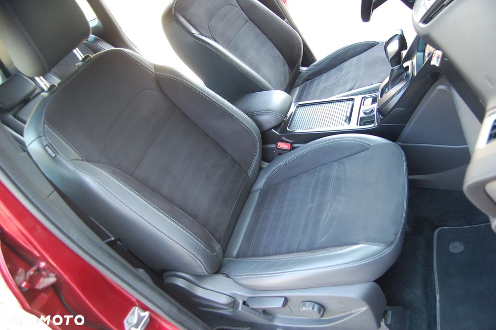 Ford Kuga 2.0 TDCi 4x4 ST-Line - 8