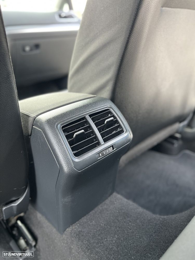 VW Golf 1.6 TDI Trendline - 19