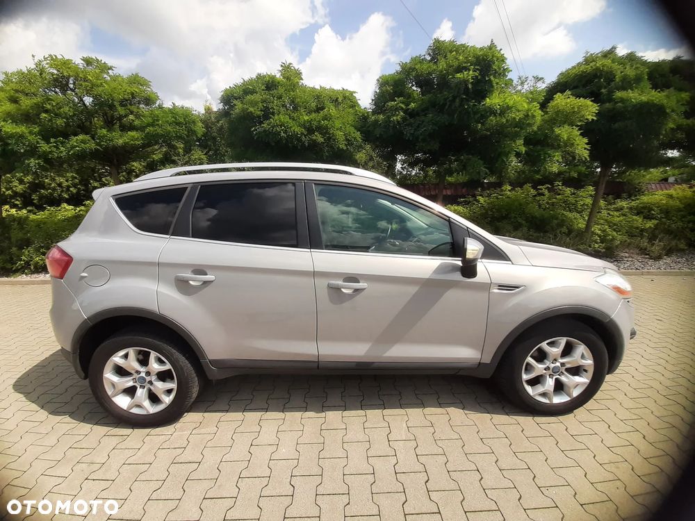 Ford Kuga - 4