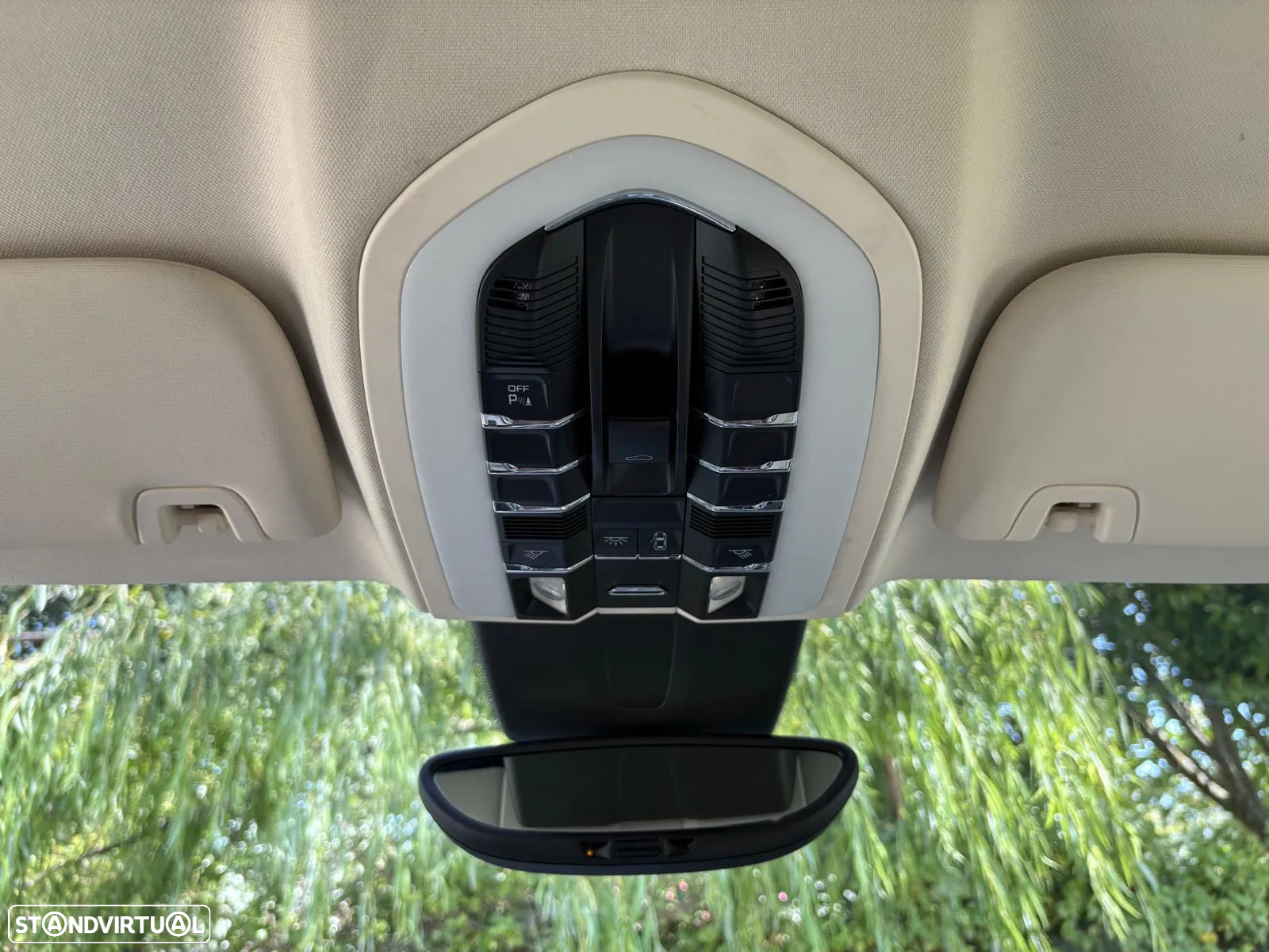Porsche Panamera 4 E-Hybrid - 14