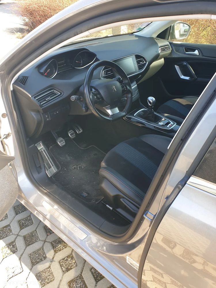 Peugeot 308 1.2 PureTech GPF Active Pack Business S&S - 5