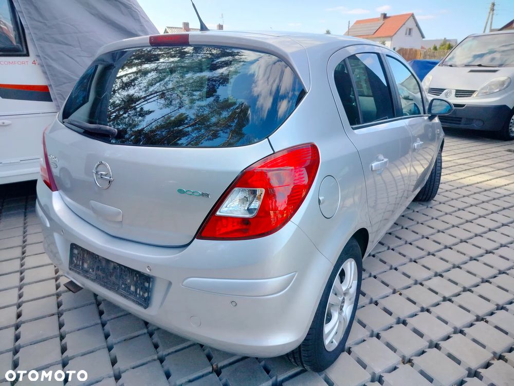 Opel Corsa - 8