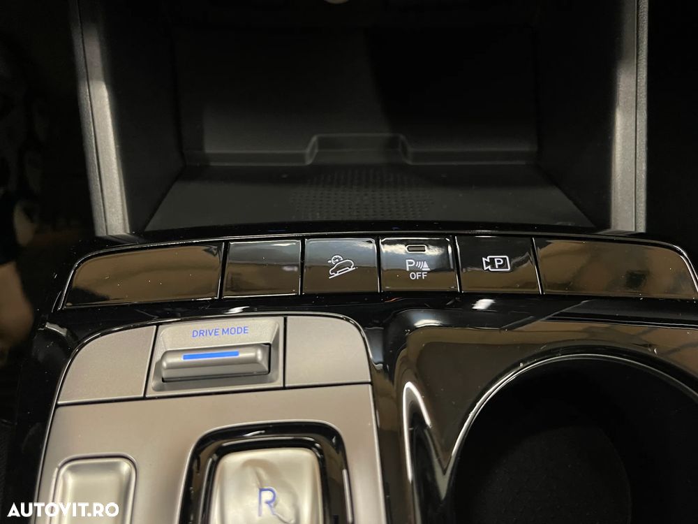 Hyundai Tucson 1.6 T-GDi HEV 2WD Advantage - 26