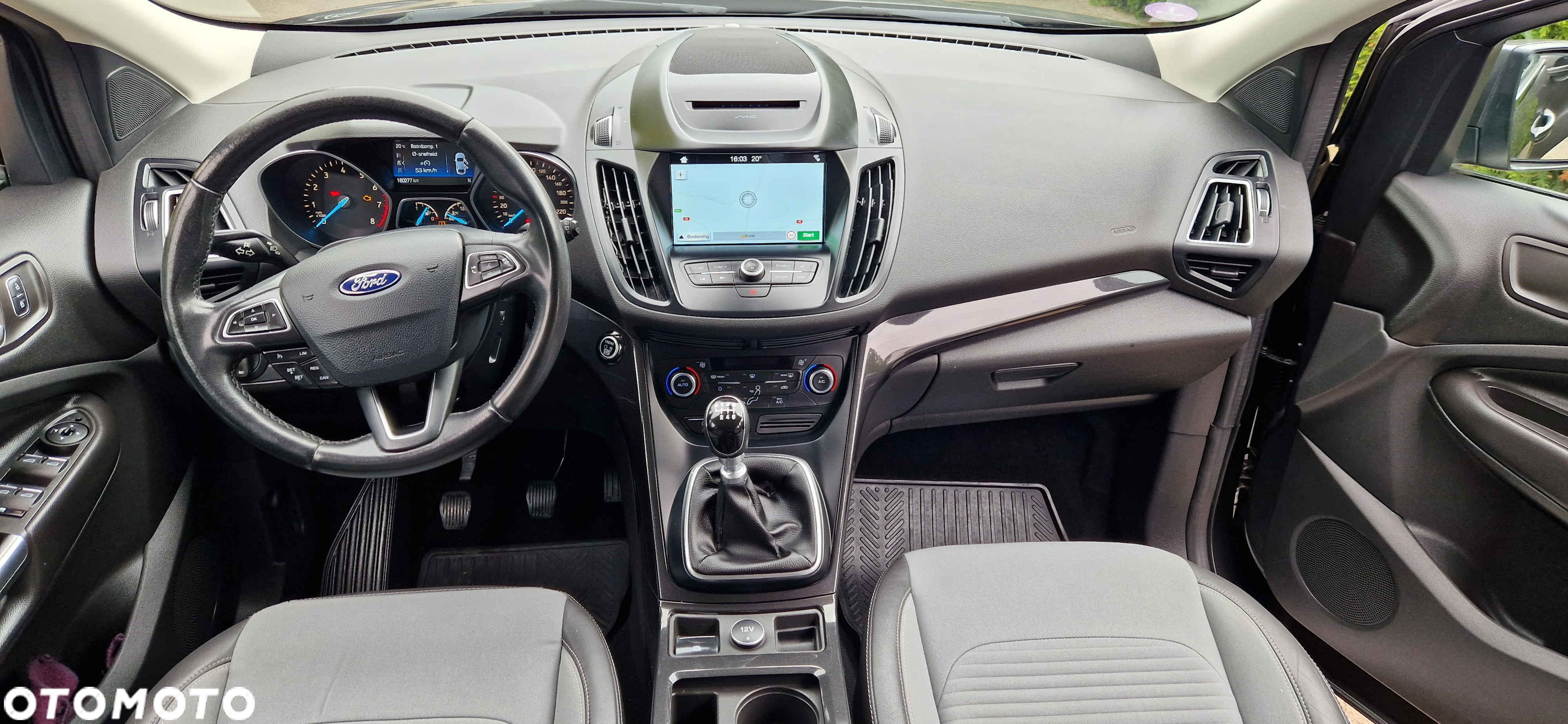 Ford Kuga 1.5 EcoBoost 2x4 Titanium - 8