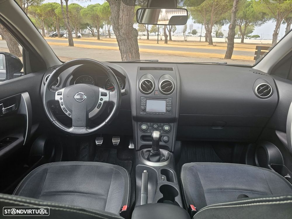 Nissan Qashqai 1.6 Tekna Sport 17 - 12