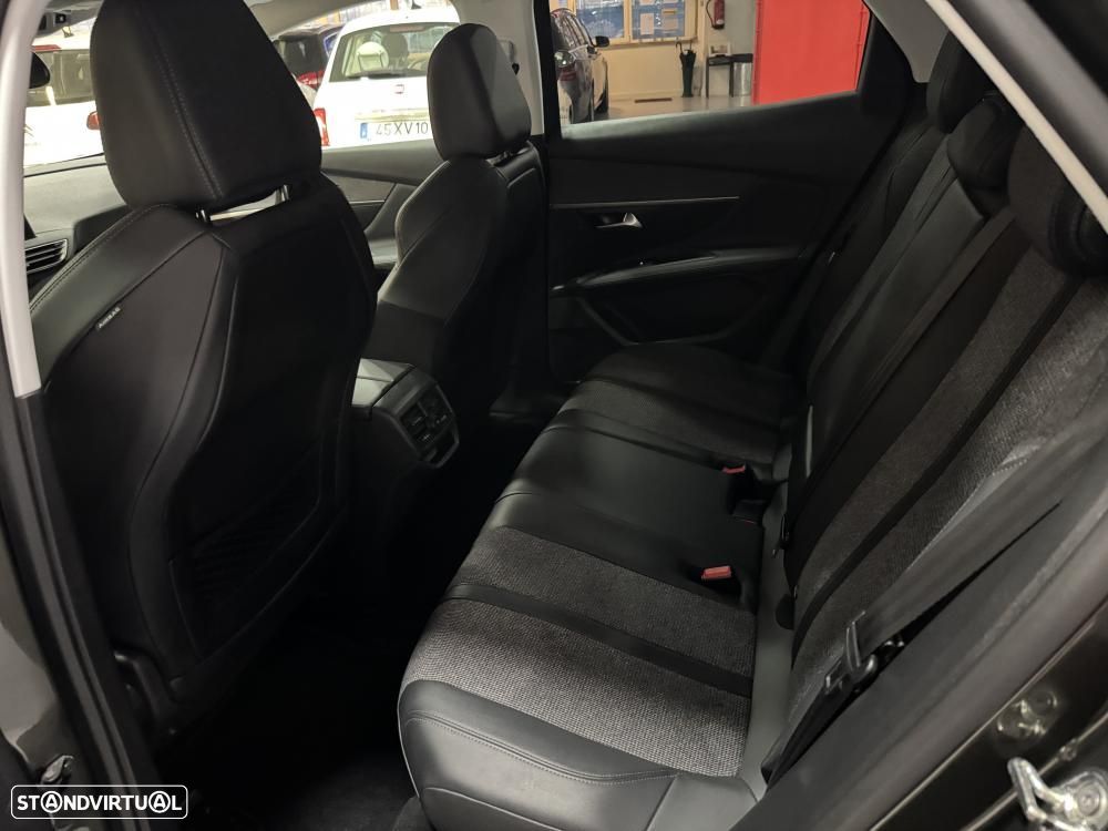 Peugeot 3008 1.5 BlueHDi Allure Pack - 38