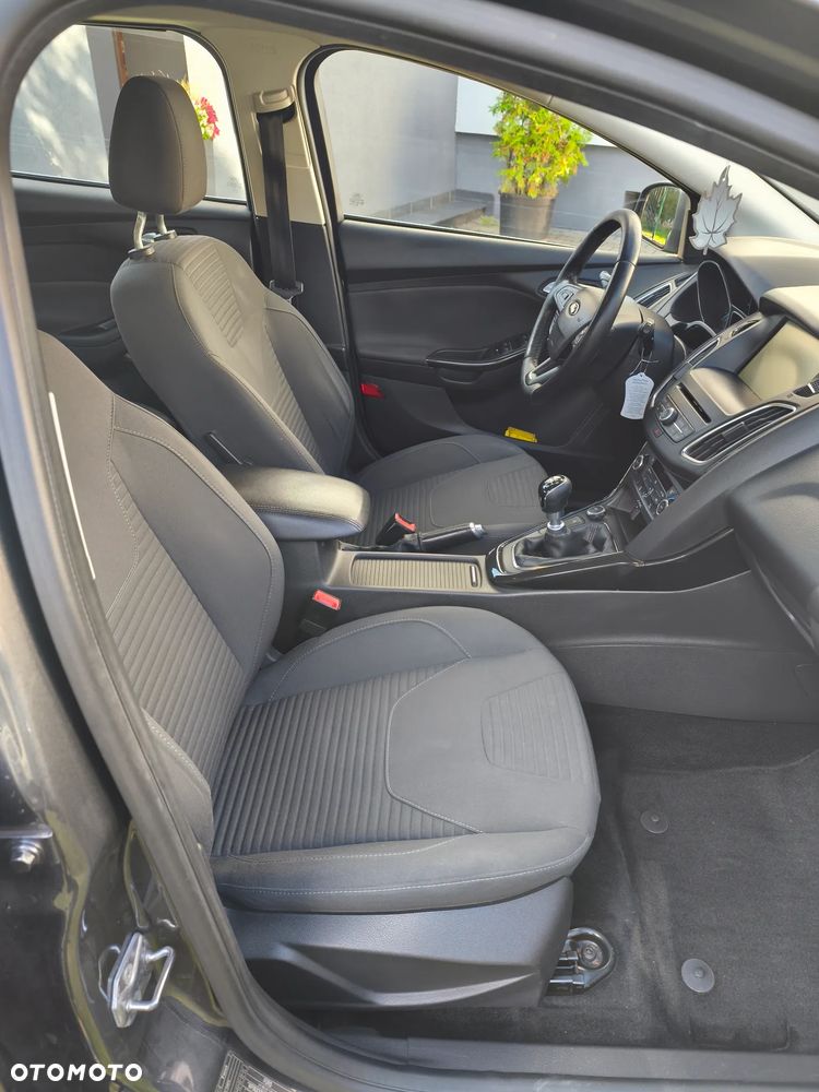 Ford Focus 1.5 TDCi Titanium ASS - 13