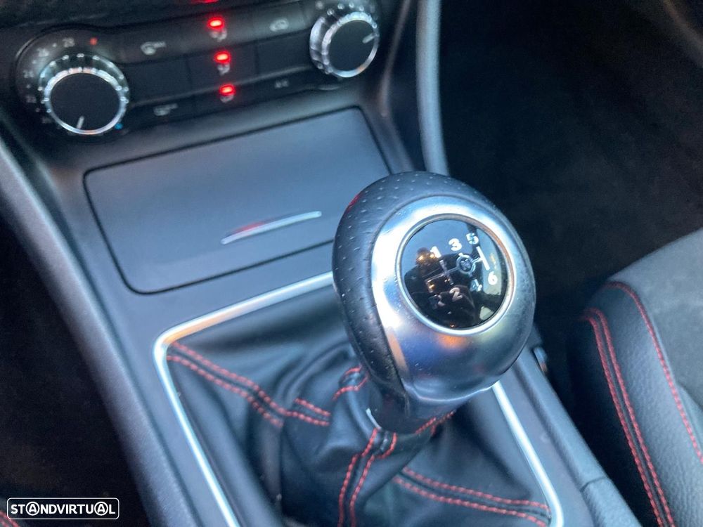 Mercedes-Benz A 180 - 18