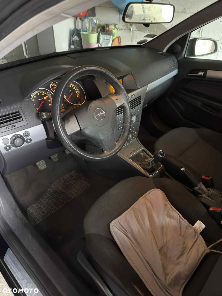 Opel Astra 1.4 - 4