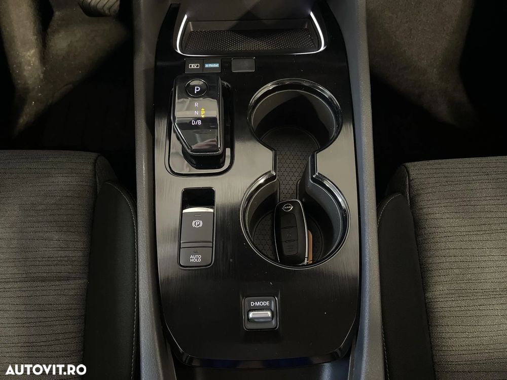 Nissan X-Trail e4ORCE 5 locuri N-Connecta - 18