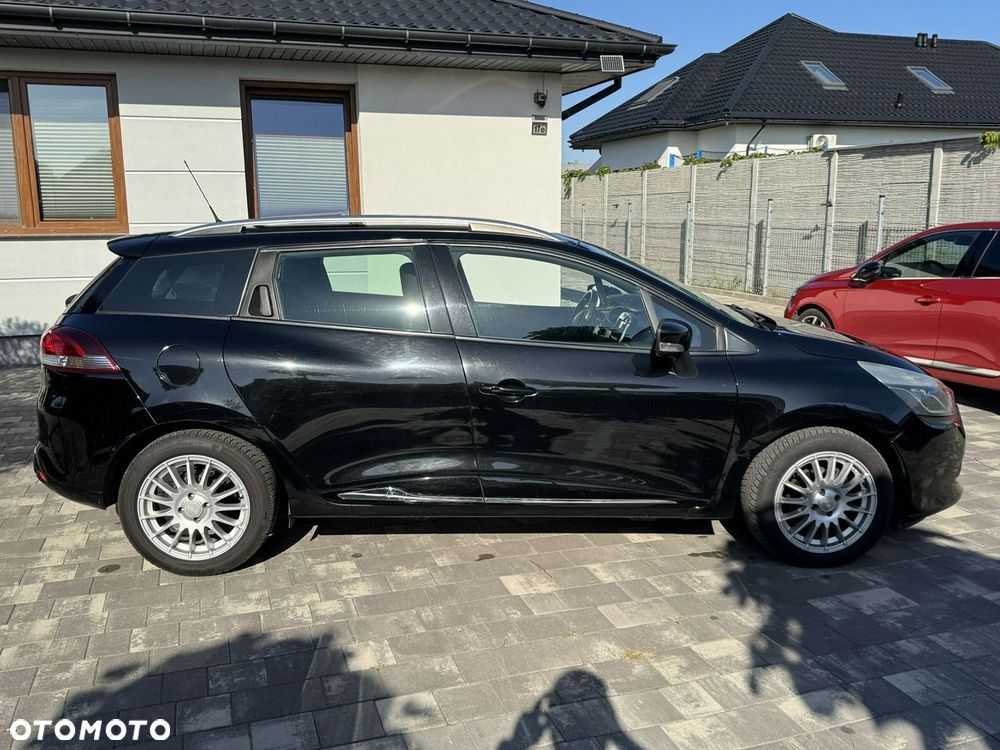 Renault Clio - 19