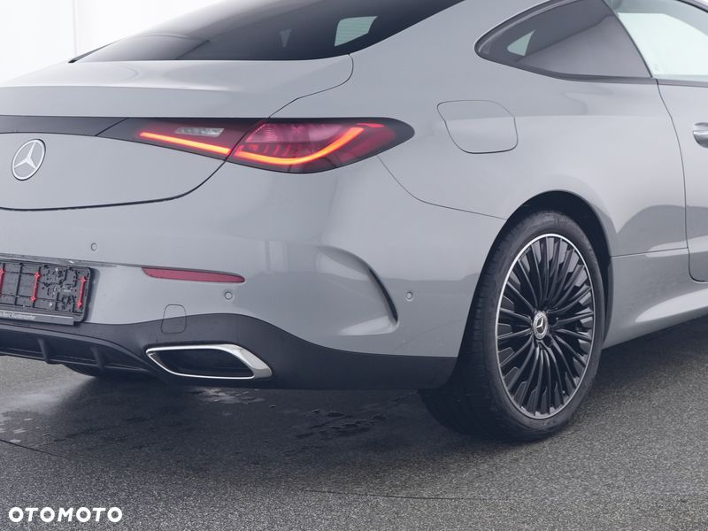 Mercedes-Benz CLE 200 4Matic 9G-TRONIC Edition AMG Line - 5