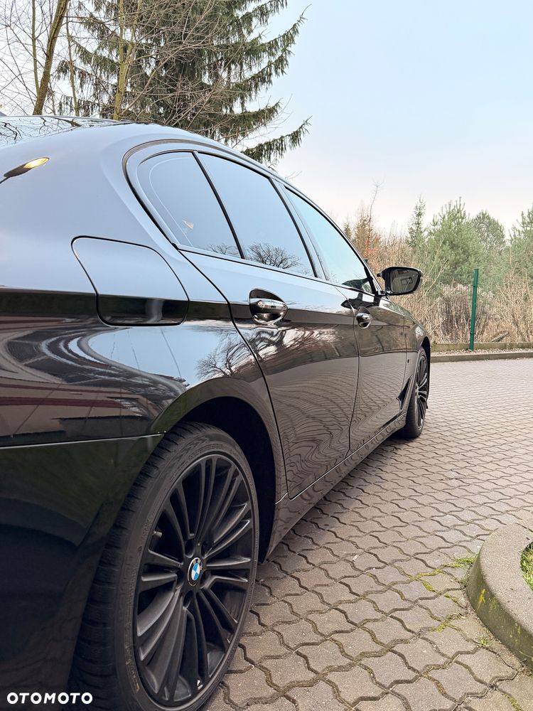 BMW Seria 5 520d Sport Line sport - 6