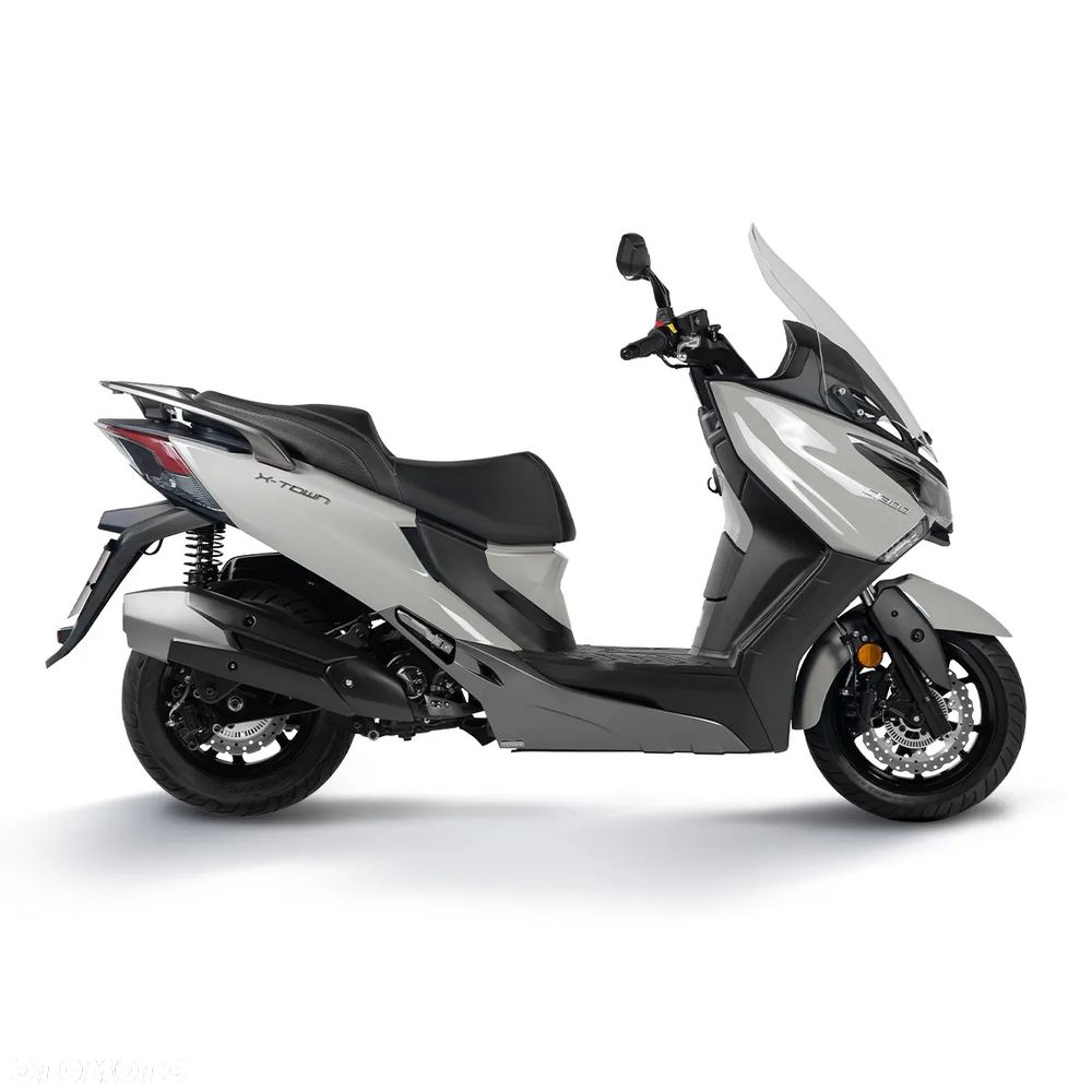 Kymco X-Town - 4