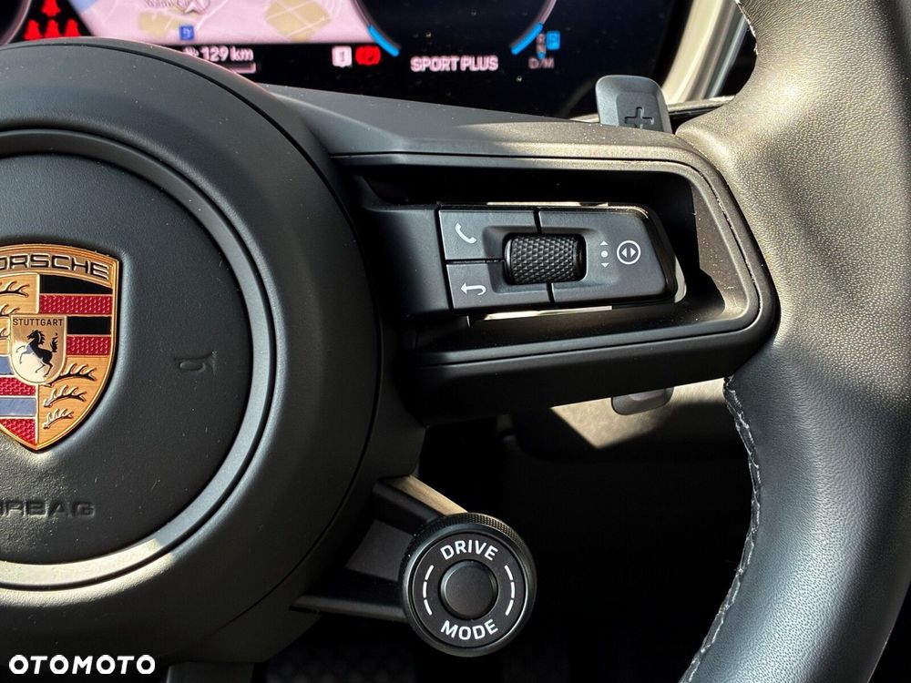 Porsche Cayenne - 26