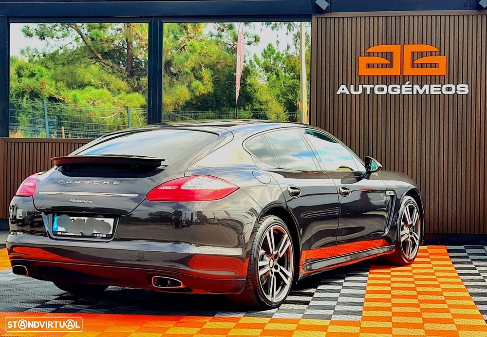 Porsche Panamera - 3