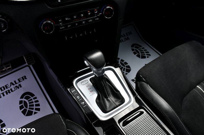 Kia ProCeed 1.4 T-GDI DCT7 OPF GT LINE - 18