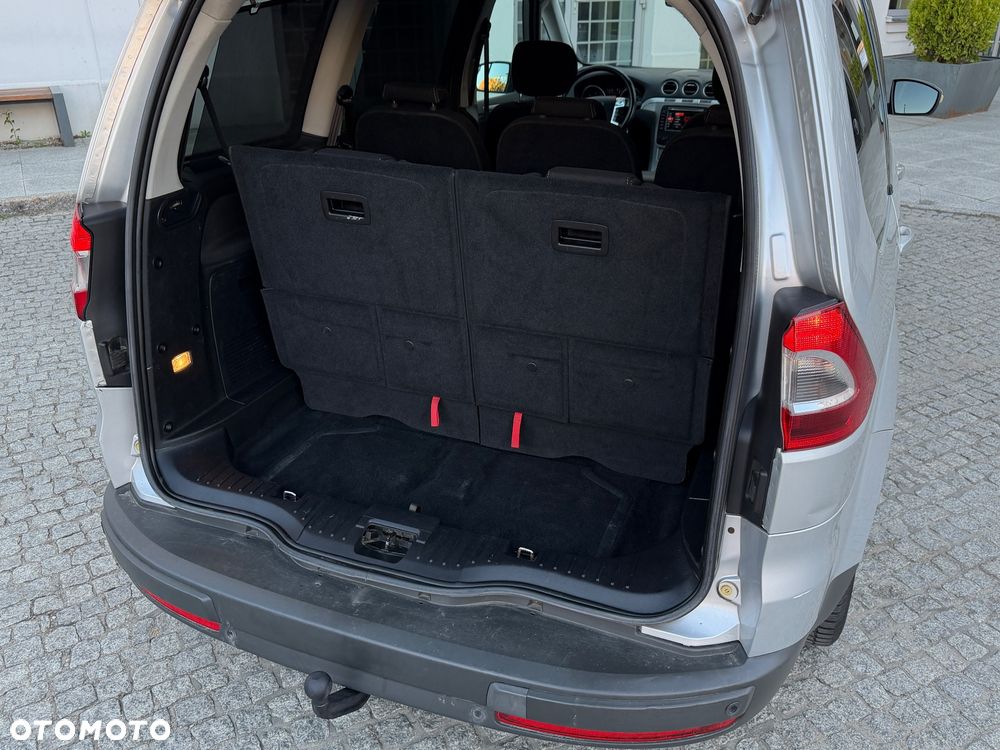 Ford Galaxy 2.0 TDCi DPF Titanium - 14