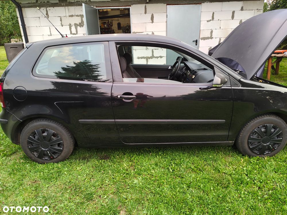 Volkswagen Polo 1.2 Comfortline - 2