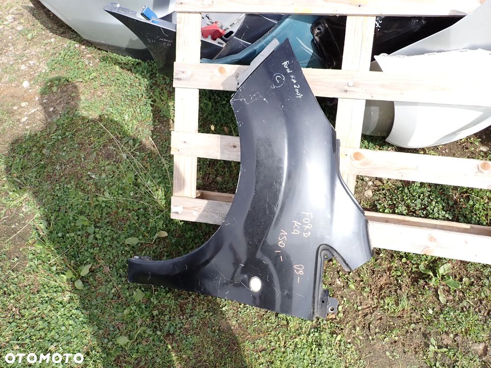 FORD KA II BŁOTNIK LEWY PRZÓD - 1