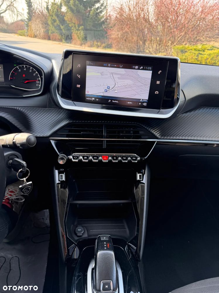 Peugeot 208 1.2 PureTech Active S&S EAT8 - 17