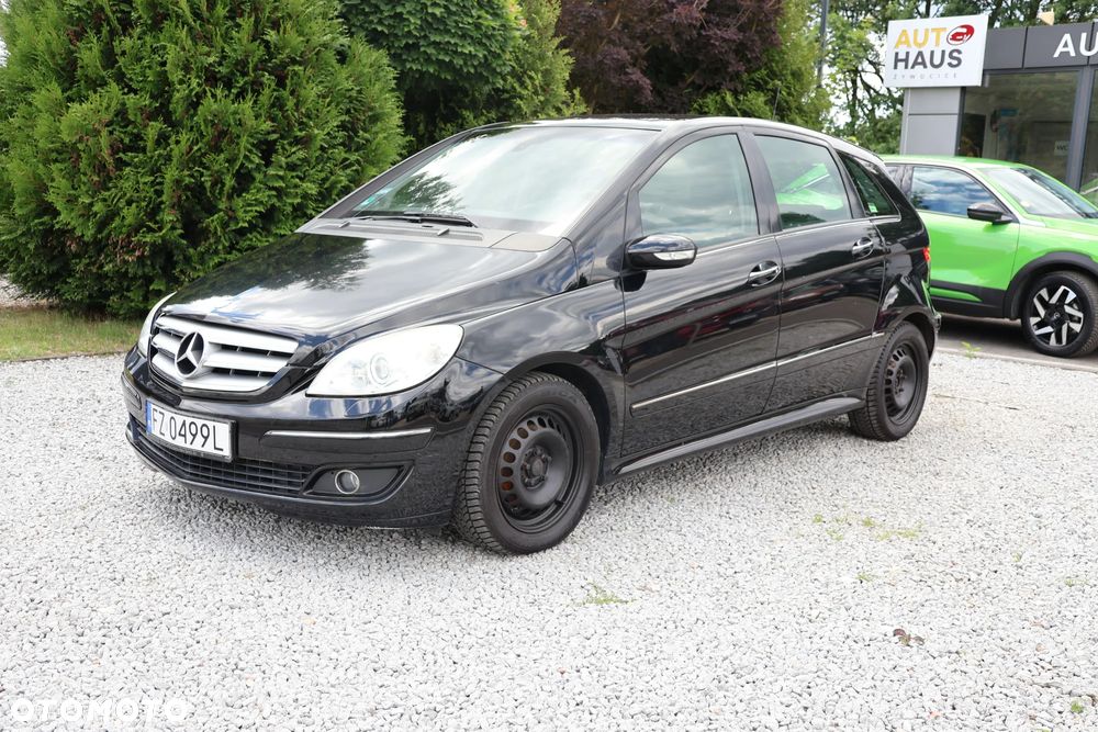 Mercedes-Benz Klasa B 200 CDI - 1