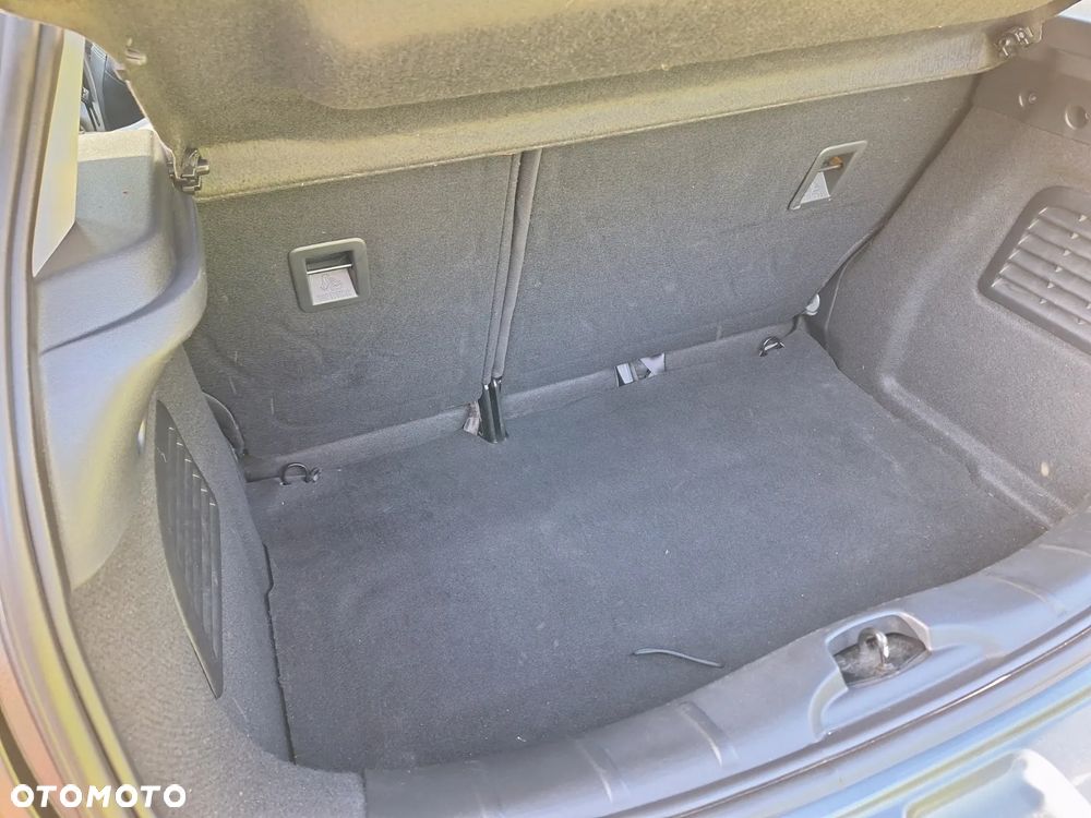 Citroën C3 HDi 70 FAP Attraction - 8