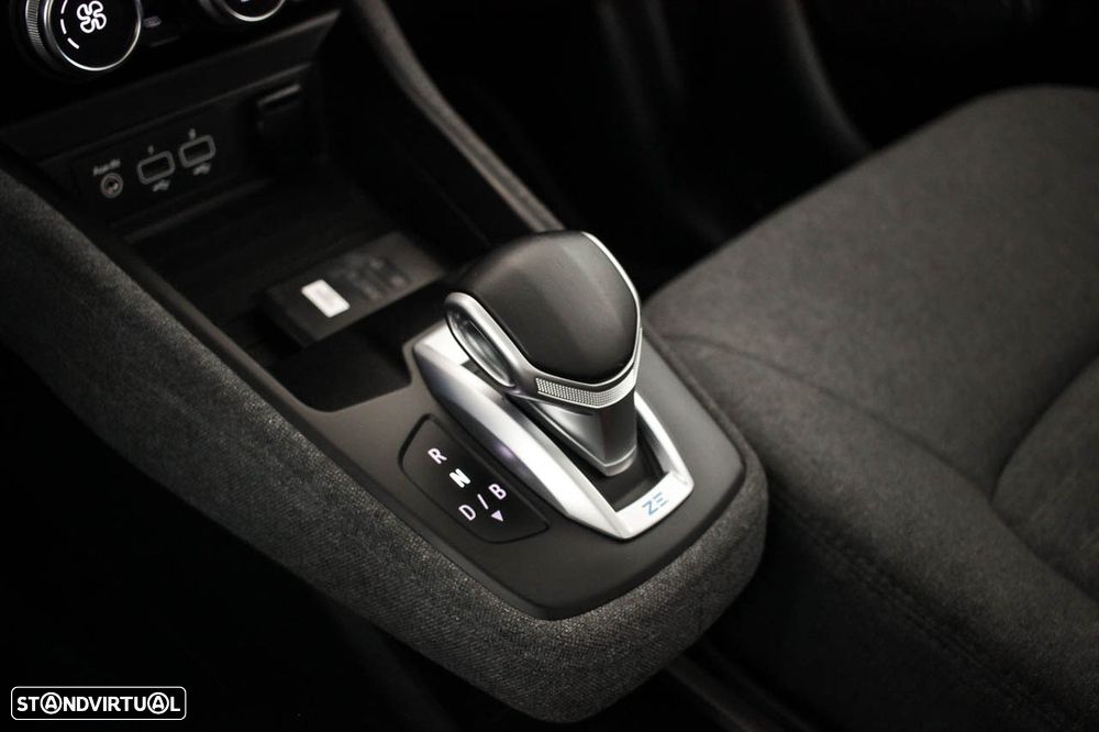 Renault Zoe (c/ Bateria) EV50 110hp Evolution - 18