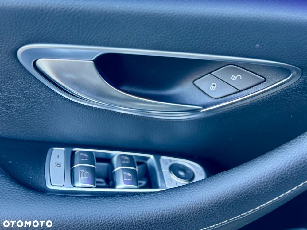 Mercedes-Benz Klasa E 200 d Business Edition 9G-TRONIC - 29