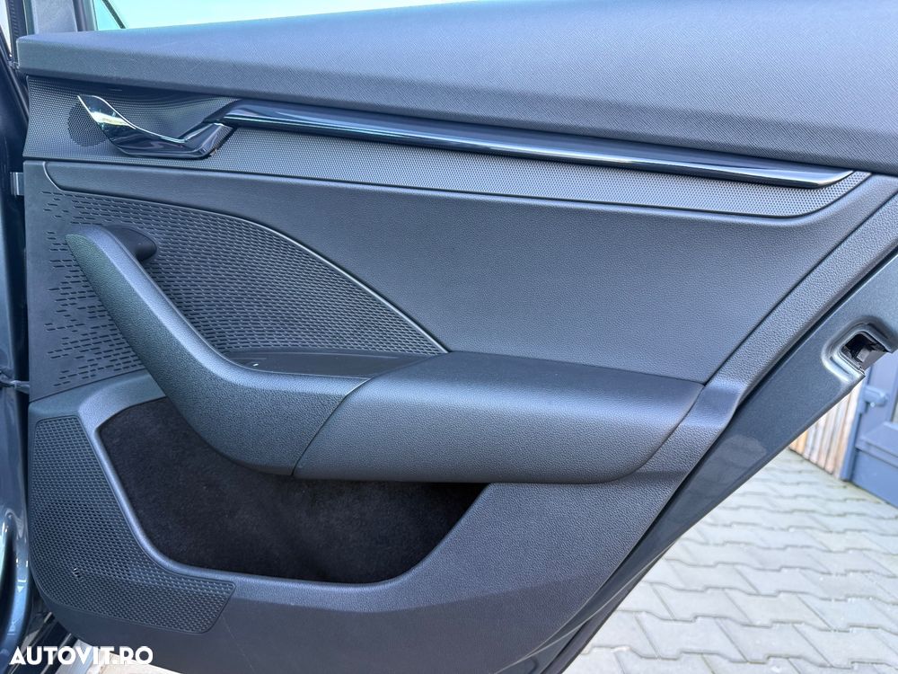 Skoda Octavia 2.0 TDI DSG Ambition - 14