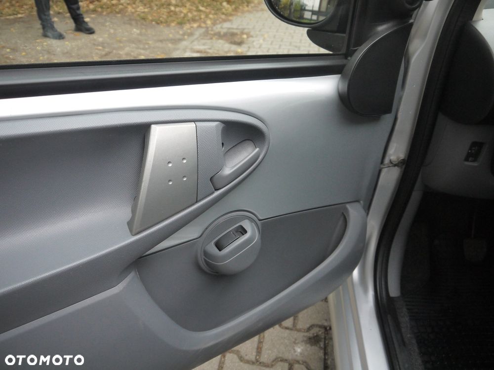 Toyota Aygo Cool - 23