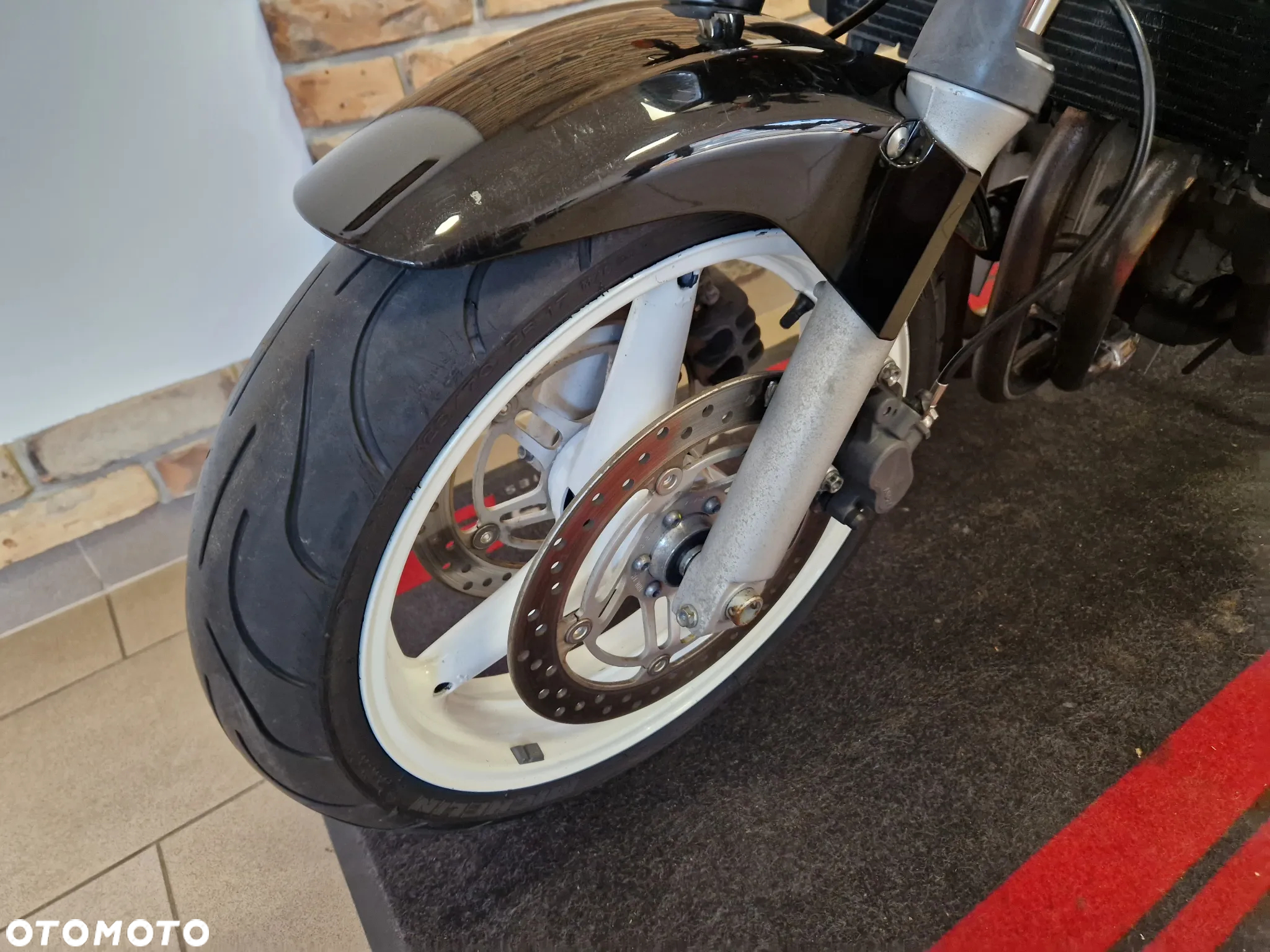 Honda Hornet - 27
