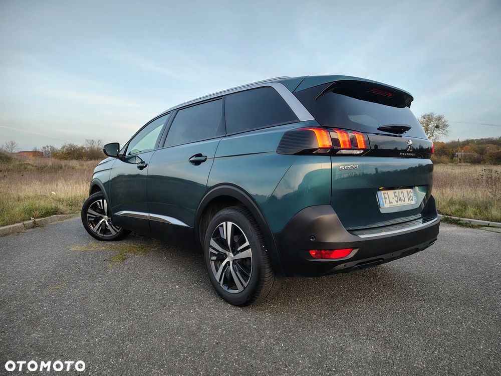 Peugeot 5008 ver-1-5-bluehdi-allure-pack-s-s-eat8 - 19
