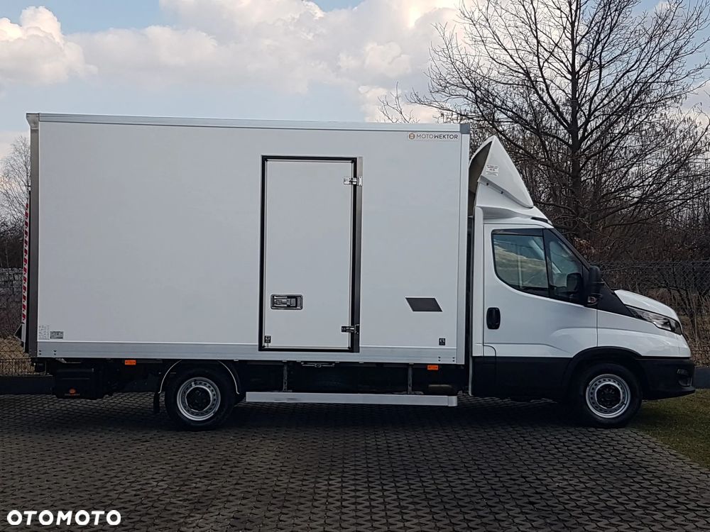 Iveco DAILY WINDA 8EP 4,29x2,23x2,23 KLIMA 35S16 MANUAL 6-BIEGÓW 3,0 160 KM KRAJOWY - 12