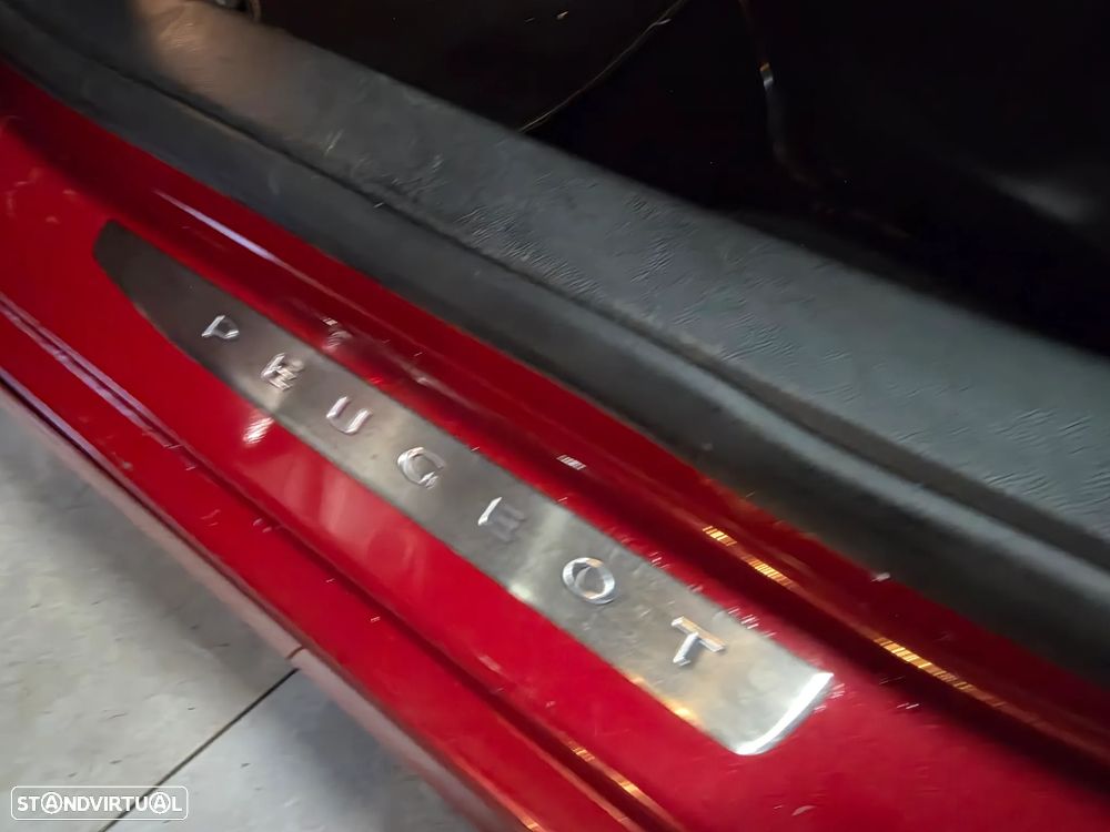 Peugeot 308 BlueHDi FAP 180 EAT8 Stop & Start GT - 25