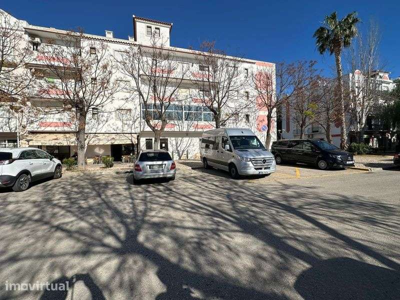 Vendo T2 excelente localização - Grande imagem: 2/12