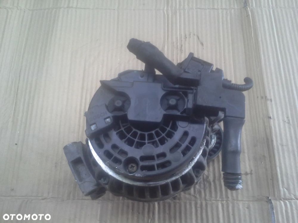 Alternator BMW E46 2.0 benzyna - 6