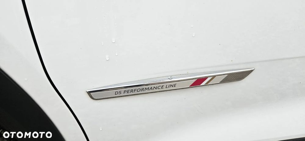 DS Automobiles DS 7 Crossback ver-1-5-bluehdi-performance-line - 16