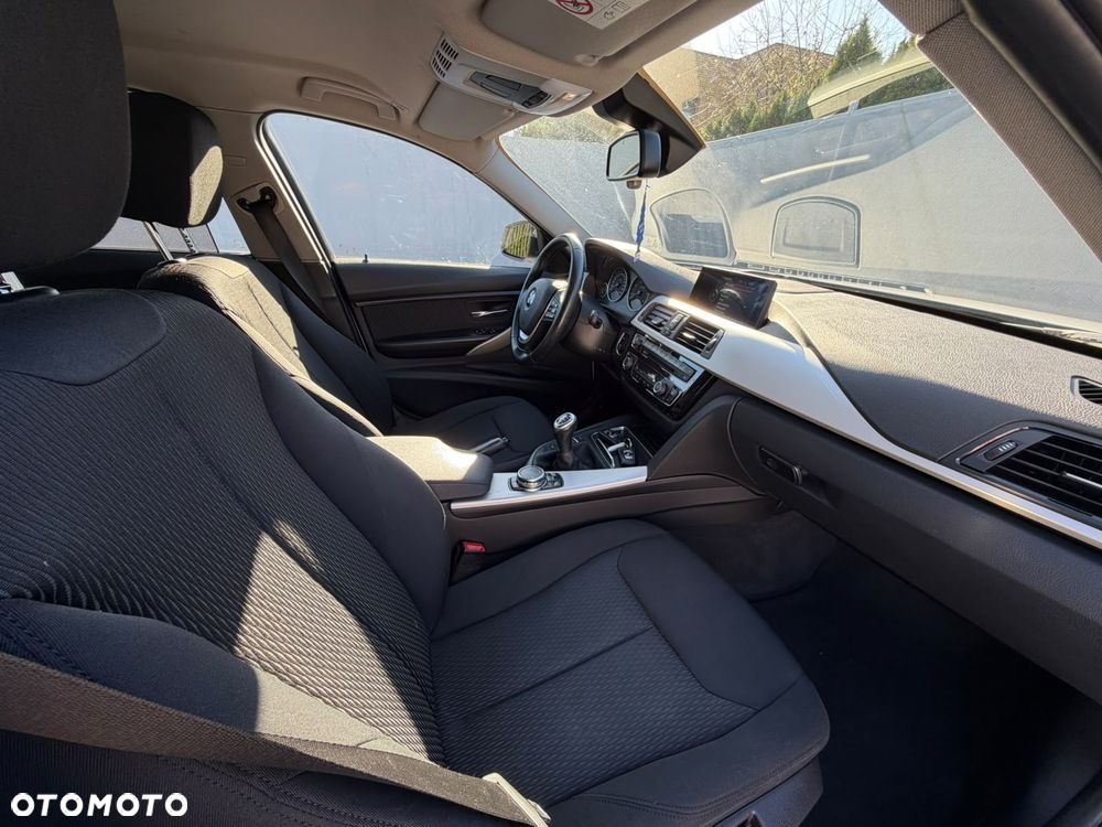 BMW Seria 3 2015