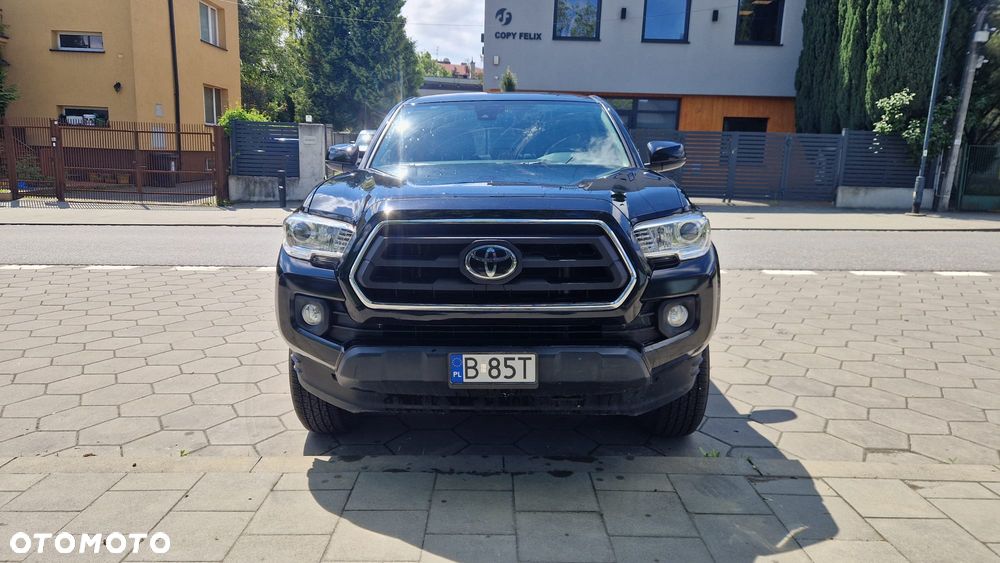 Toyota Tacoma - 3