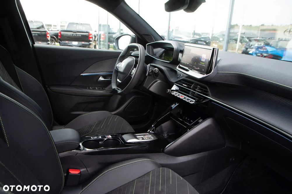Peugeot 2008 1.2 PureTech GT Line S&S EAT8 - 10