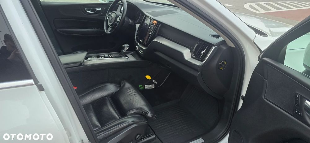 Volvo XC 60 D4 Inscription - 6