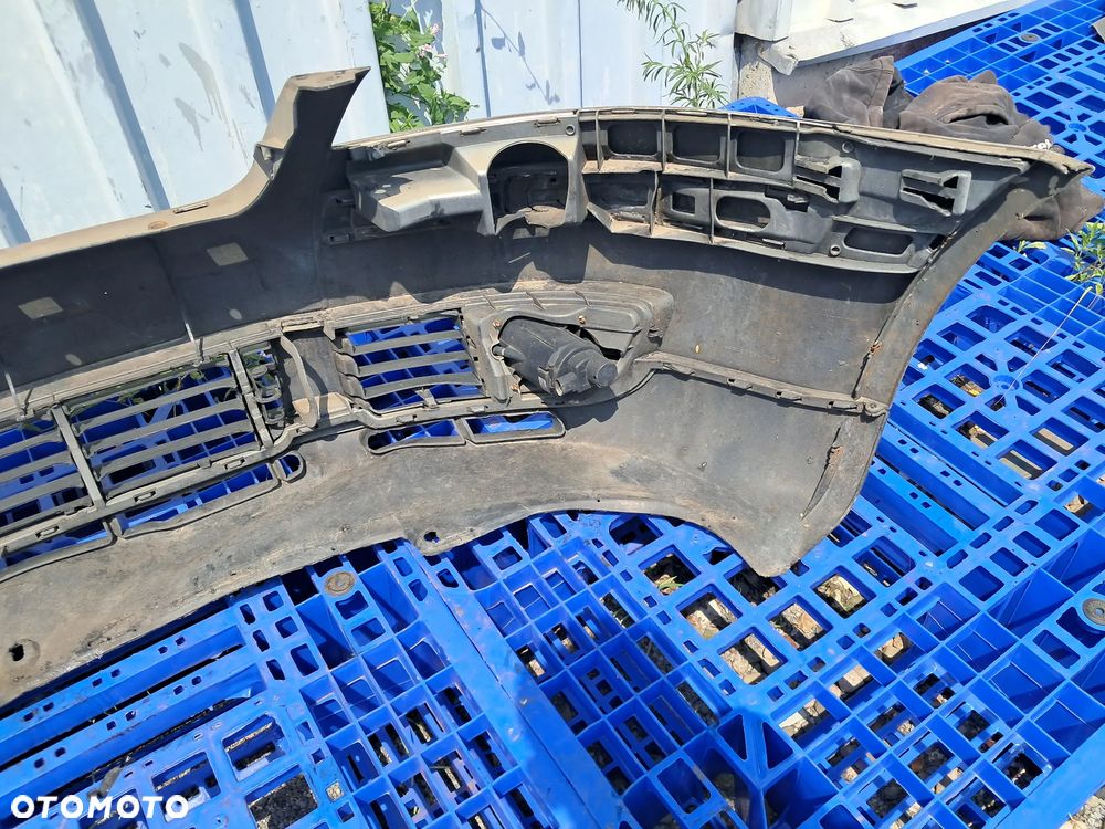 Volkswagen Passat B5 Zderzak przód kompletny - 10