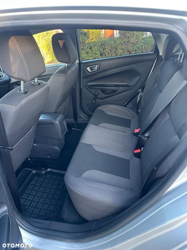 Ford Fiesta 1.5 TDCi Titanium - 15