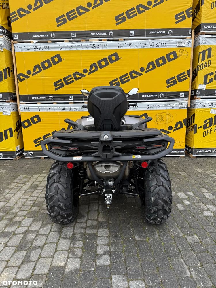 Can-Am Outlander Max - 4