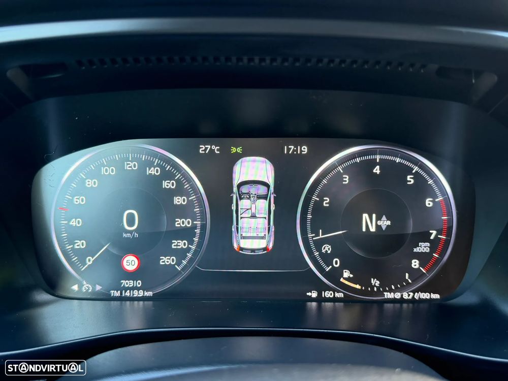Volvo XC 40 T3 Momentum - 10